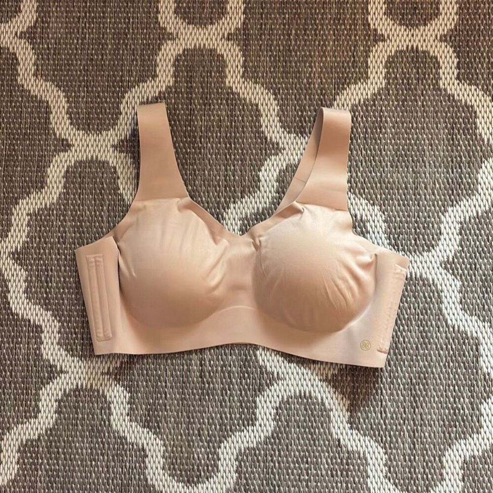 HoneyLove v-neck, soft foam wireless bra, size 1X